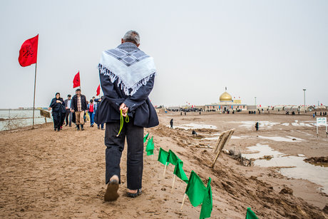 سفر ۹۲ هزار نفر از استان فارس به مناطق عملیاتی دفاع‌مقدس